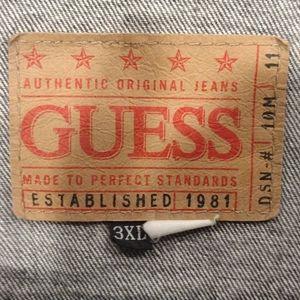 Black denim 3xl (2xl) Guess jacket from the  late 80s